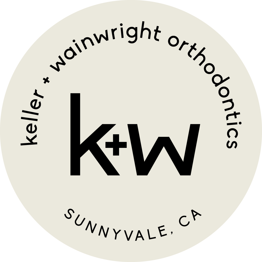 keller--wainwright-submark-kw-with-background-full-color-rgb-900px-w-72ppi